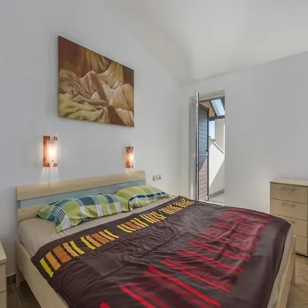 Holiday home In Novigrad With Private Pool *
