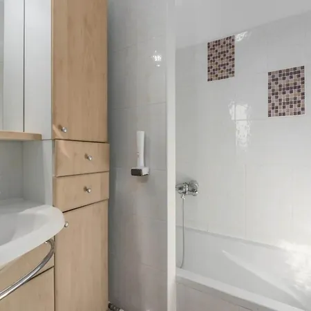 In Novigrad With Private Pool Holiday home