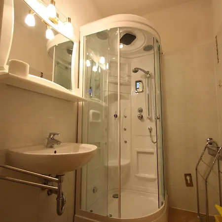 In Novigrad With Private Pool Filipac