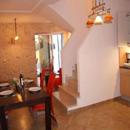 In Novigrad With Private Pool Filipac