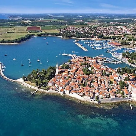 In Novigrad With Private Pool *